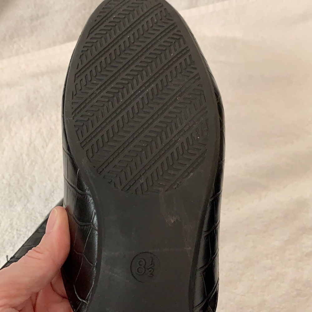 A New Day black slides - Picture 11 of 12